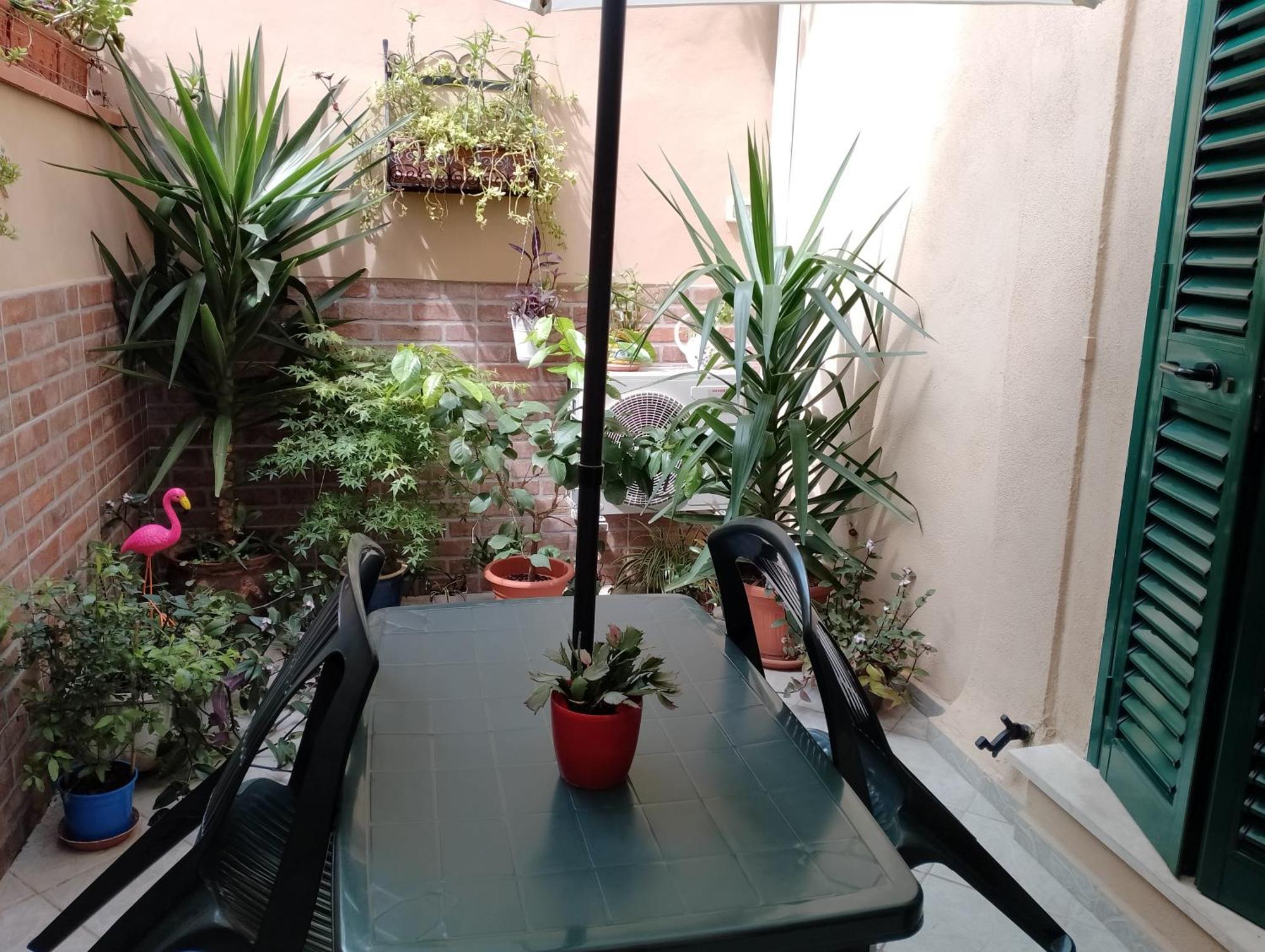 Il Piccolo Eden - Private Garden Apartment Livorno Luaran gambar